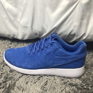 Brand new Nike blue athletic shoes